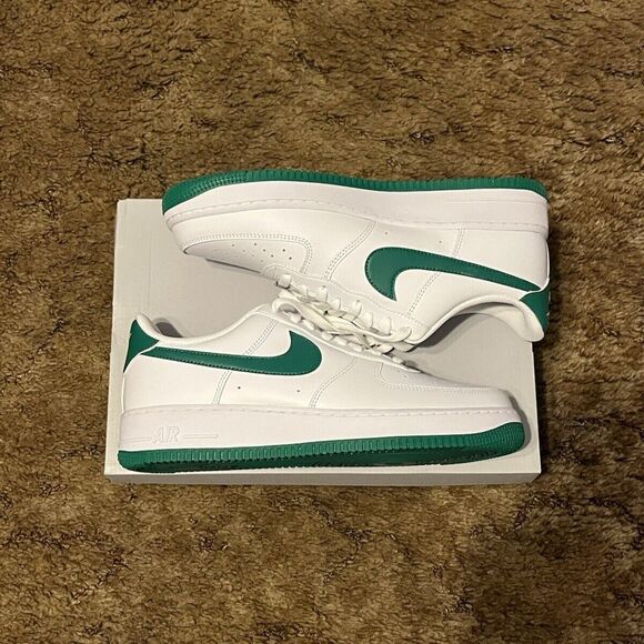 Nike Air Force 1 '07 White/Malachite-White (FJ4146-102) Mens Size 10 - Picture 2 of 8